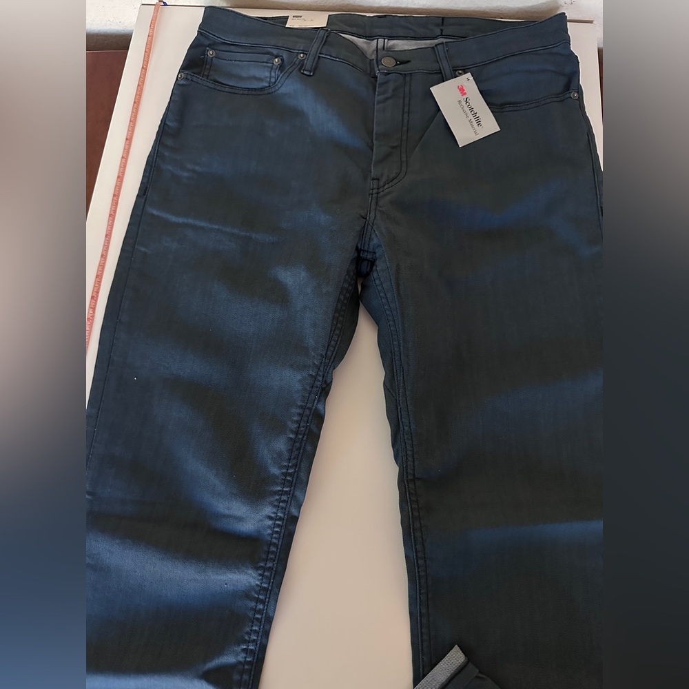 Levi’s 511 commuter